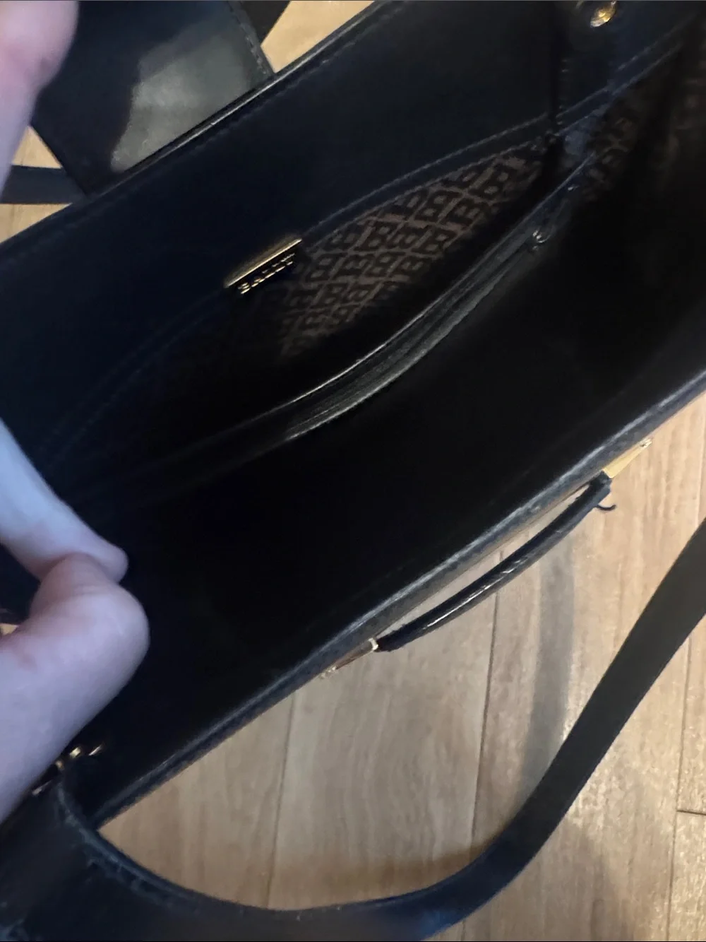Bally all  Leather Vintage Shoulder Bag dark navy/ black gold. Unused